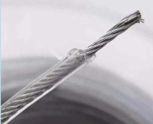 Zosilnená struna na kosenie s drôtom - 2,4mm, 10m